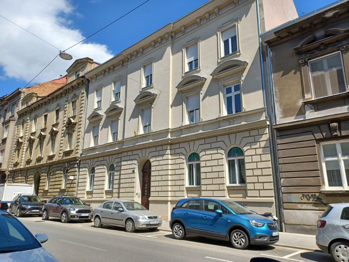 Apartment Calliope Záhřeb Exteriér fotografie